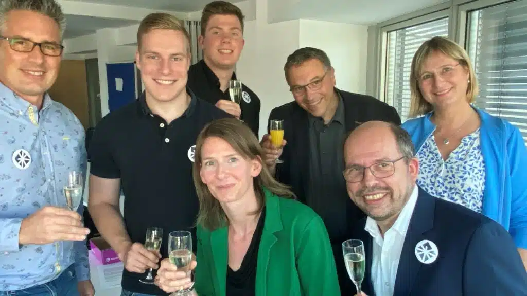 Erweiterter Vorstand bei der Gründung des Vereins Netzwerk Journalismus